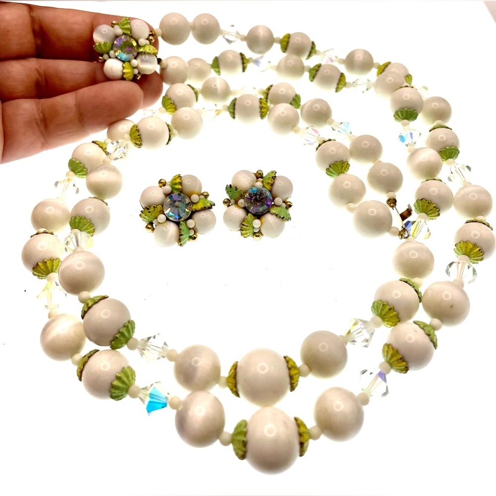 Vintage MCM Double Strand Acrylic Bead Faceted Crystals Necklace with Earrings - Picture 9 of 13